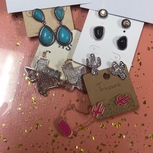 Boutique Jewlery lot